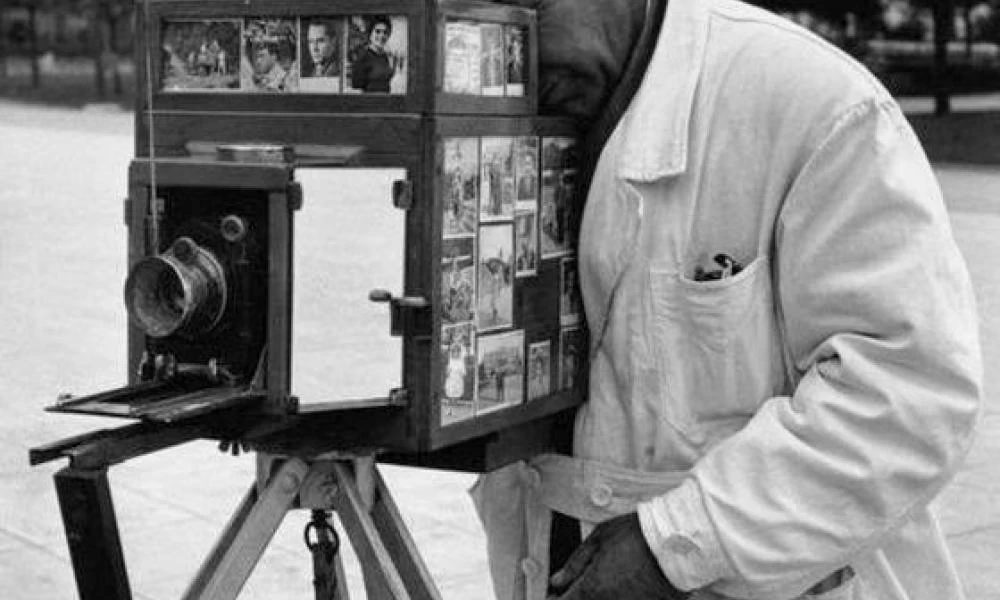 Το Instagram του '60: Η "χρυσή" polaroid και το κόλπο του Ξανθόπουλου